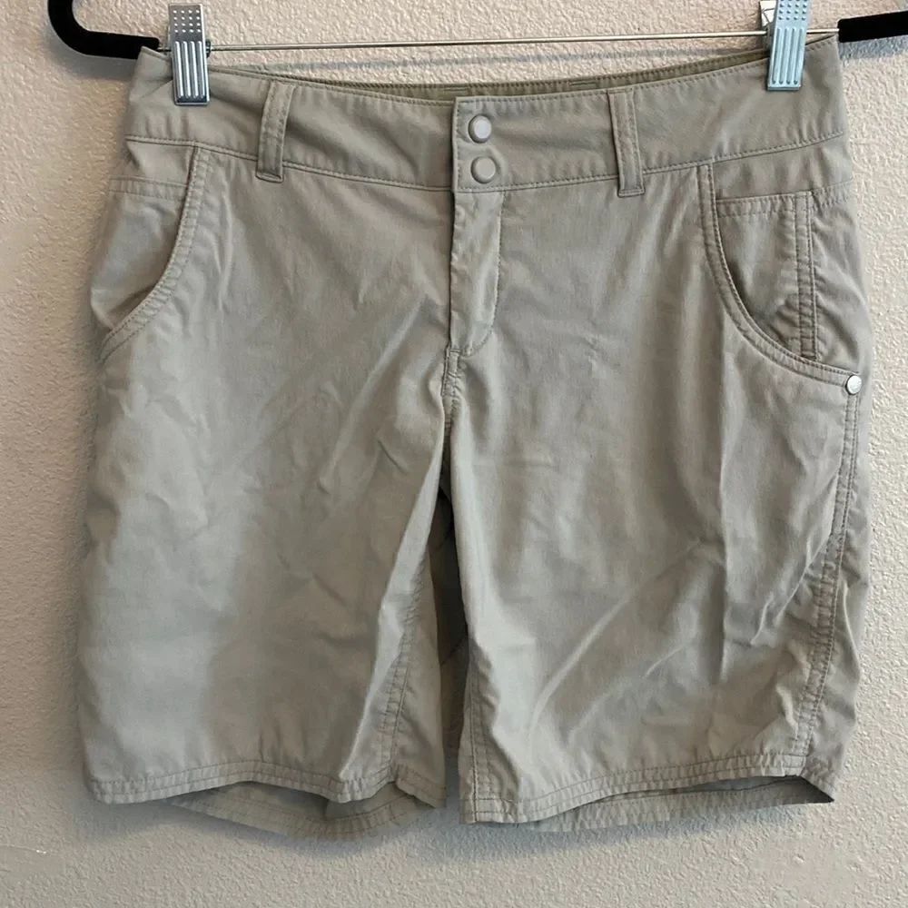Horny Toad- Grey Bermuda- Size 2
